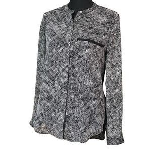 Banana Republic Black and White Semi-Sheer Top MI0188